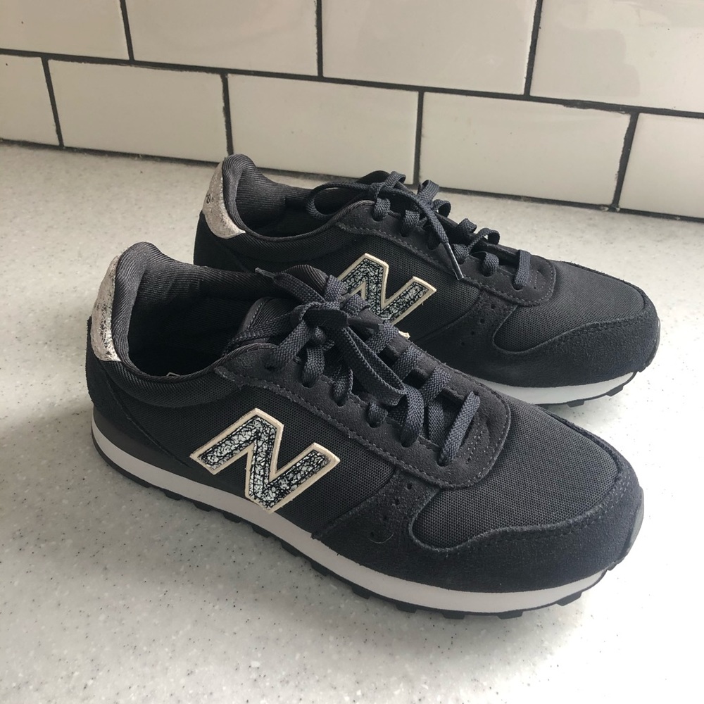 Women New Balance 311 Sneakers